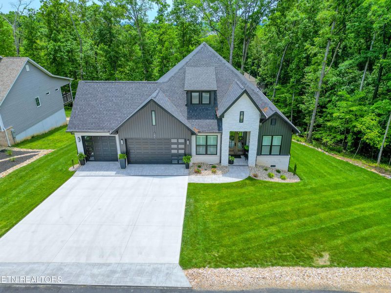 142 Amohi Way, Loudon, TN 37774