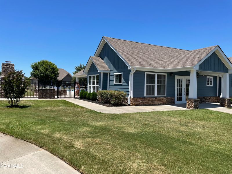 142 Cape Lookout Light, Loudon, TN 37774