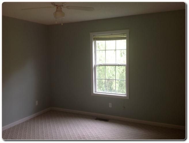 142 Chase Ln, Jacksboro, TN 37757