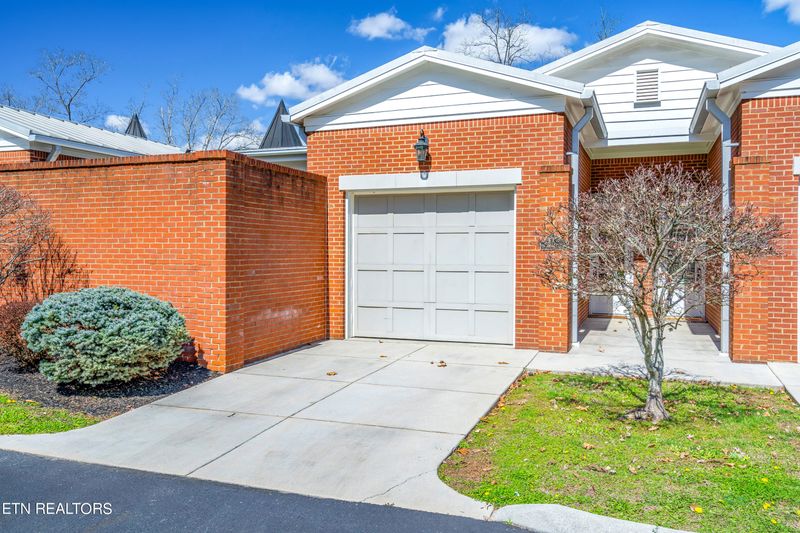 142 Clay Gate Ct, Kingston, TN 37763