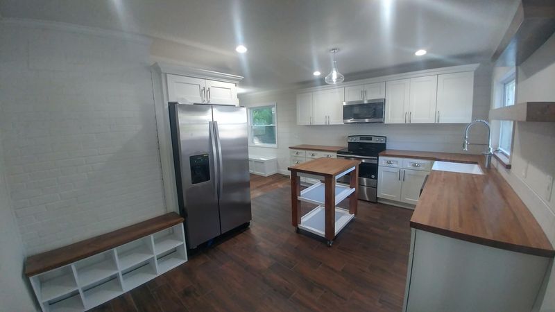142 Georgia Ave, Oak Ridge, TN 37830