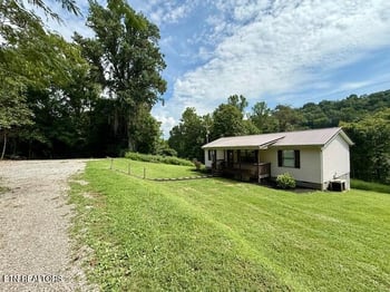142 Mcnerling Ln, Sharps Chapel, TN 37866