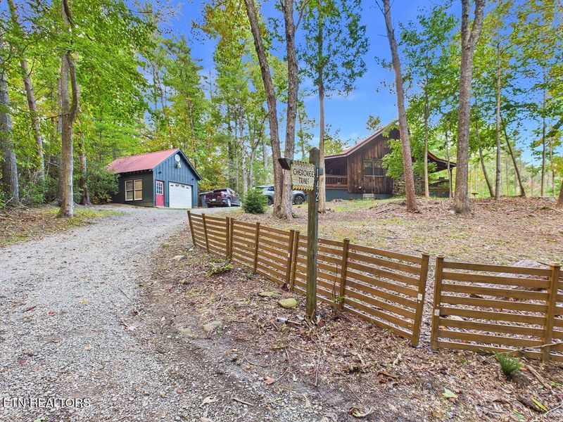142 Rivendell Ln, Tellico Plains, TN 37385