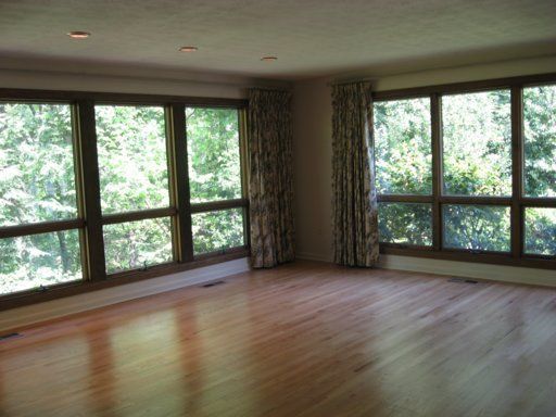 142 Westlook Cir, Oak Ridge, TN 37830