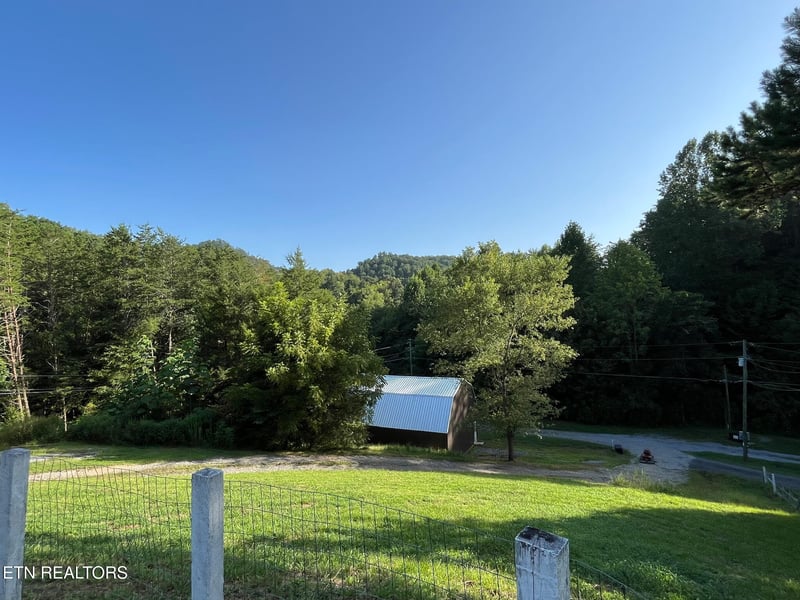 1420 Abiding Love Way, Pigeon Forge, TN 37862