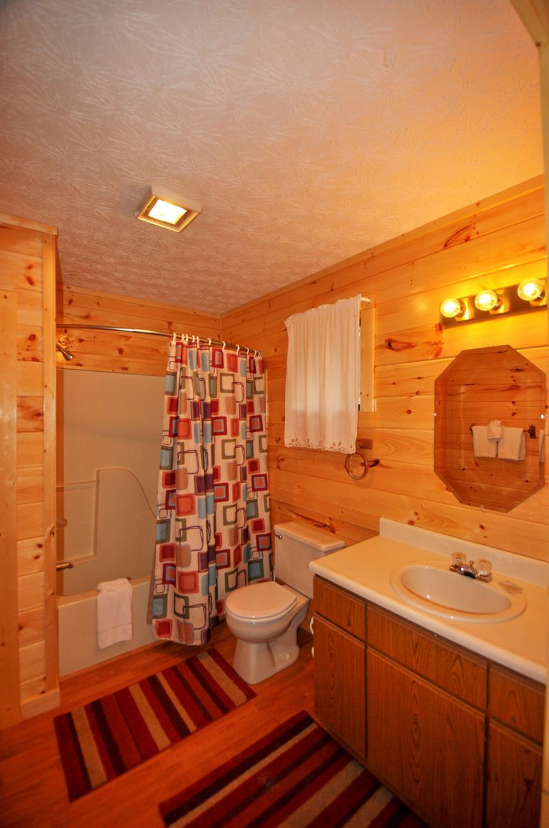 1420 Cupid Way, Sevierville, TN 37876