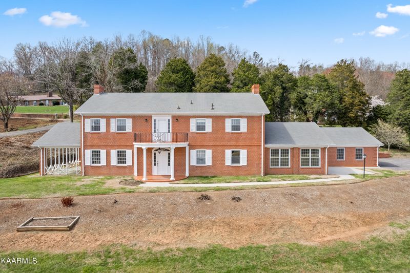 1420 Doyal Dr, Morristown, TN 37814