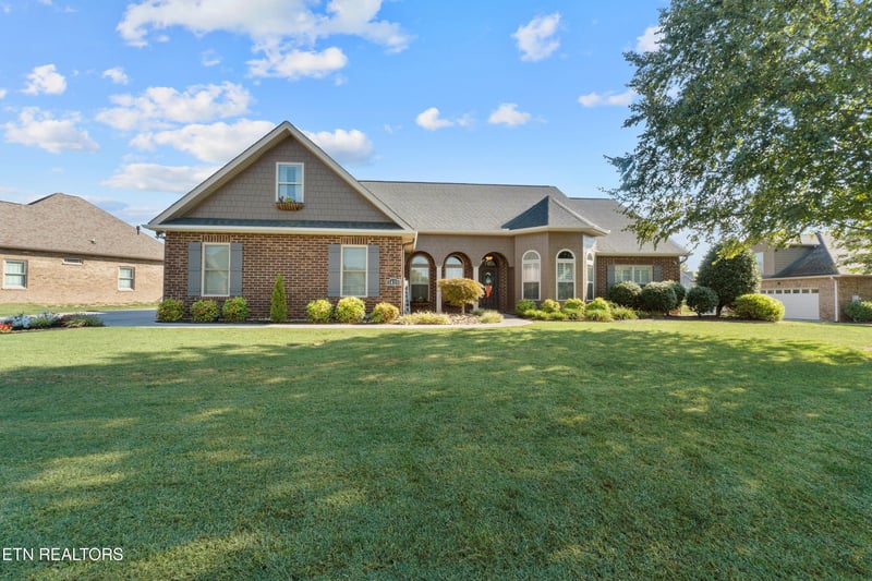 1420 St Thomas Way, Alcoa, TN 37701