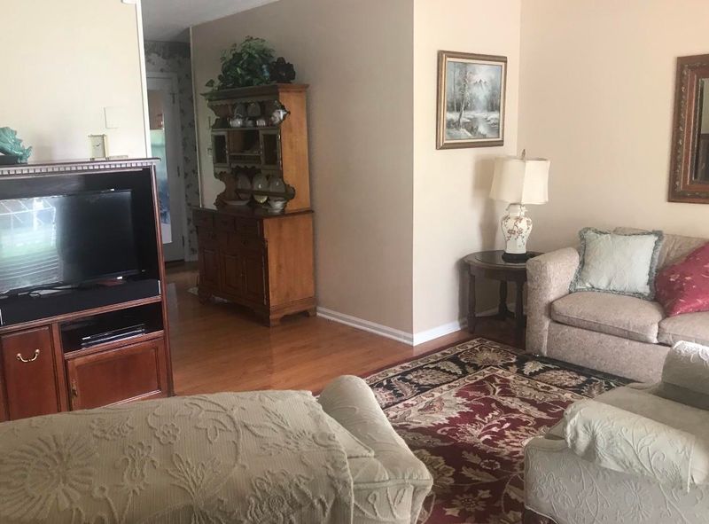 1420 Wake Robin Rd, Knoxville, TN 37918