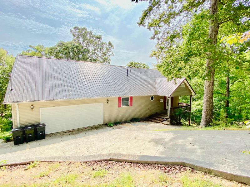 1421 Big Creek Rd, Lafollette, TN 37766