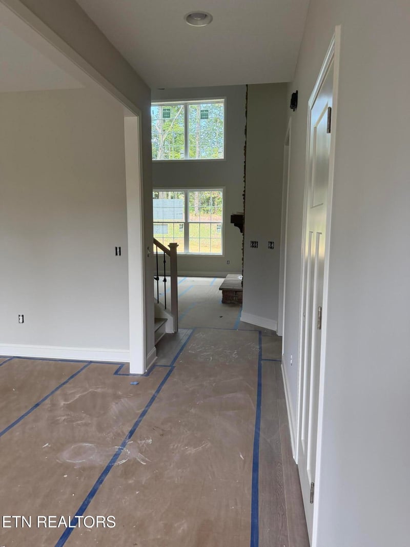 1422 Crescent Oaks Ln, Lenoir City, TN 37772