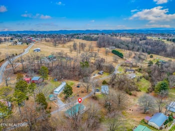 1423 Guinn Rd, Talbott, TN 37877