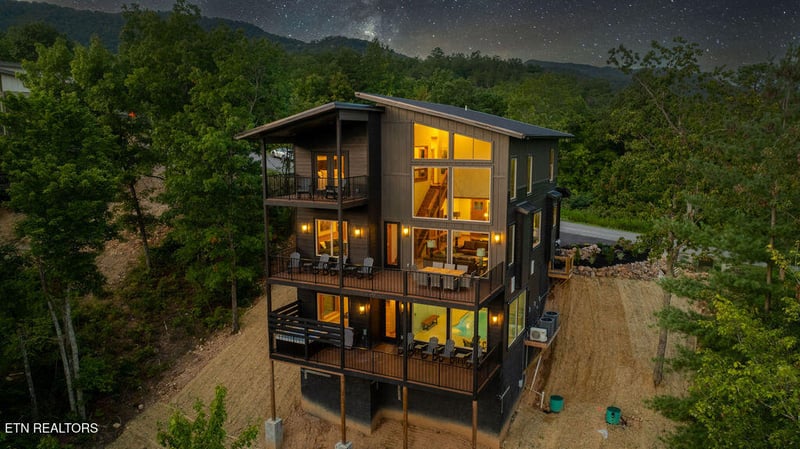 1423 Mountain Ash Way, Sevierville, TN 37876
