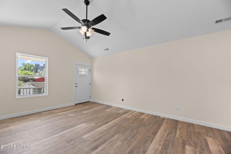 1423 Nolan Ave, Knoxville, TN 37921