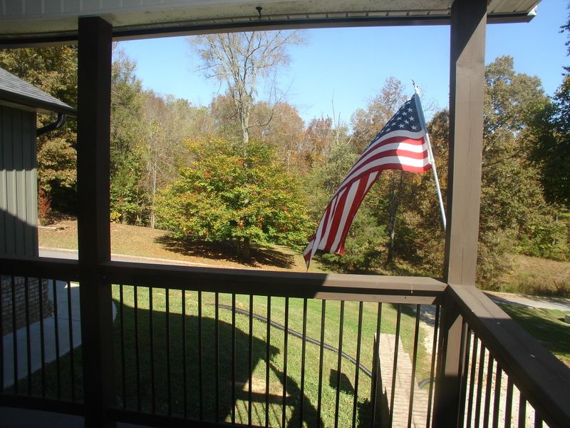 1423 Pleasant Oaks Rd, Sevierville, TN 37876