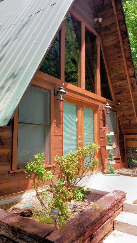 1423 Ski View Ln, Sevierville, TN 37876