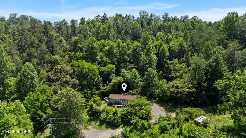 1424 Clabo Hollow Rd, Sevierville, TN 37876