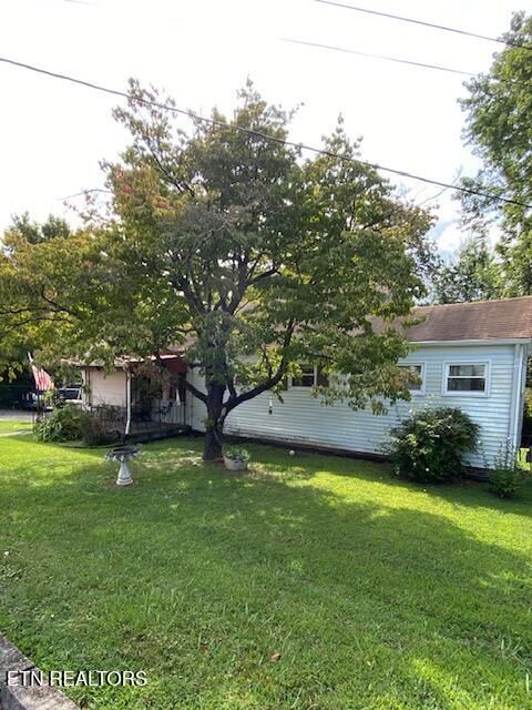 1424 Everett Ave, Maryville, TN 37804