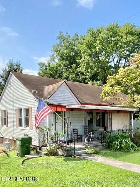 1424 Everett Ave, Maryville, TN 37804