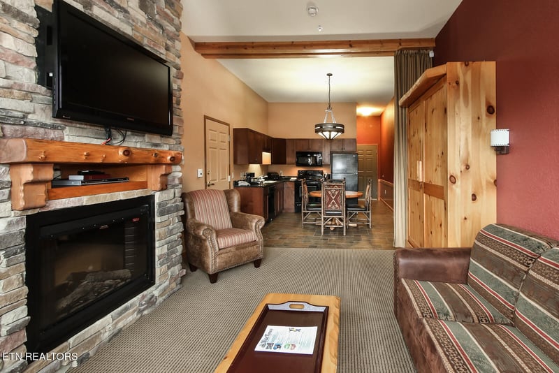1424 Old Knoxville Hwy #12064/6, Sevierville, TN 37876