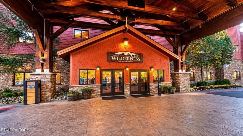 1424 Old Knoxville Hwy #13079/8, Sevierville, TN 37876