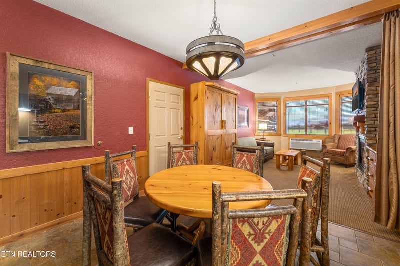1424 Old Knoxville Unit 13071 73 75 Hwy, Sevierville, TN 37876