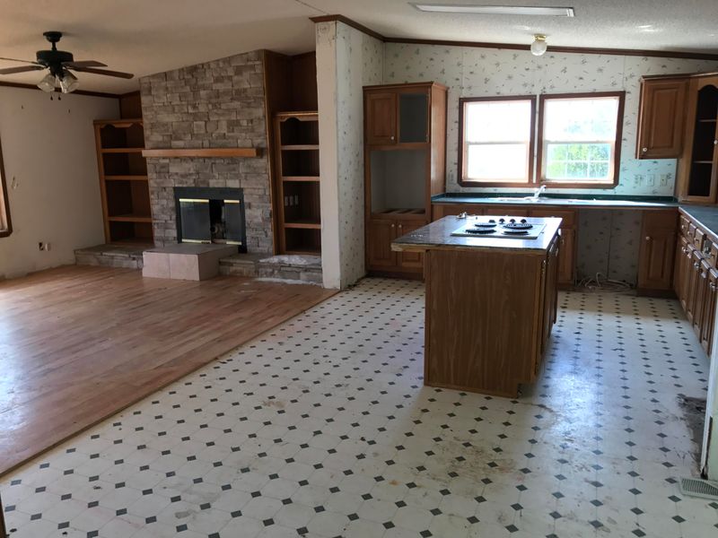 1424 Parrotts Chapel Rd, Sevierville, TN 37876