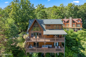 1424 Rocky Top Way, Townsend, TN 37882