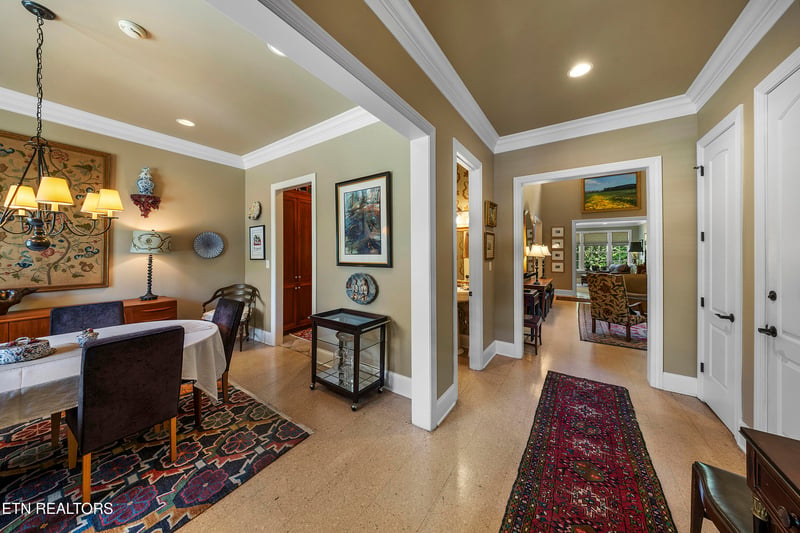 1424 Villa Forest Way, Knoxville, TN 37919