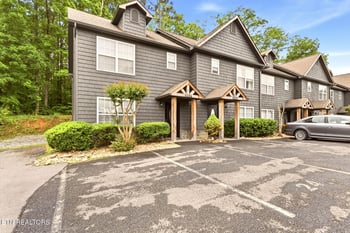 1424 William Holt Blvd, Sevierville, TN 37862