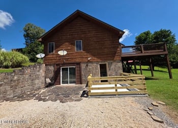 1425 Nicoha Blvd, Sevierville, TN 37876