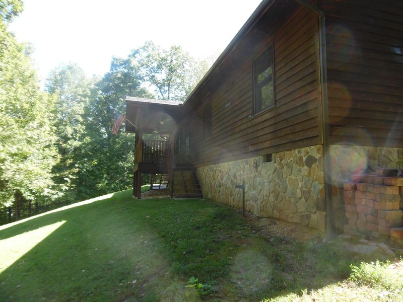 1425 Sulpher Springs Rd, Clinton, TN 37716