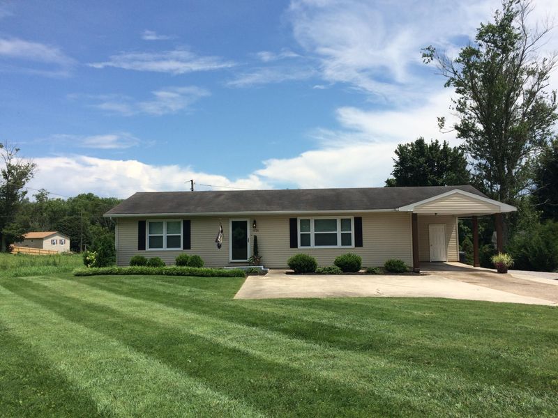 1426 N State Highway 11, Sweetwater, TN 37874
