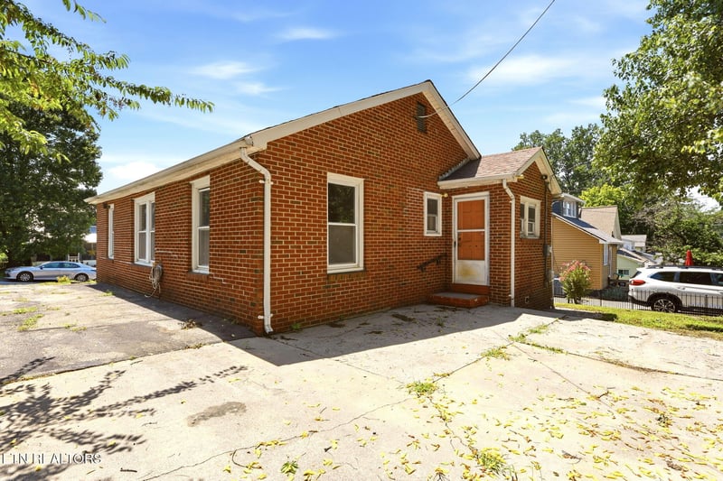 1426 Remsen St, Alcoa, TN 37701