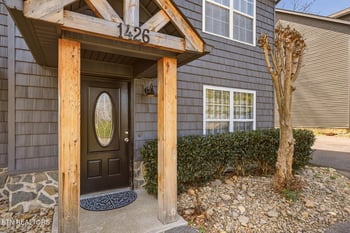 1426 William Holt Blvd, Sevierville, TN 37862