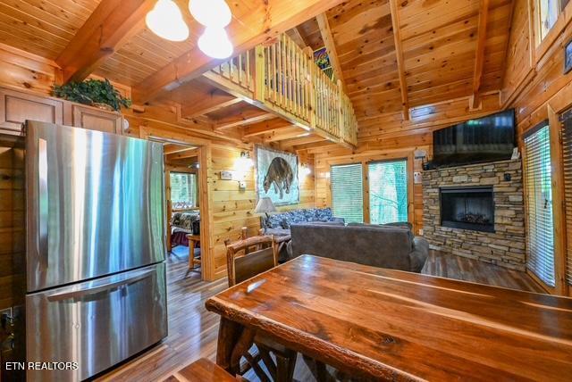 1428 Indian Ct, Sevierville, TN 37876