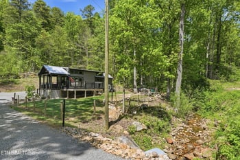 1429 Alpine Dr, Sevierville, TN 37876