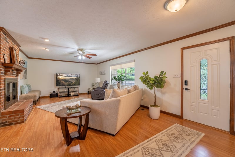 1429 Farrington Dr, Knoxville, TN 37923