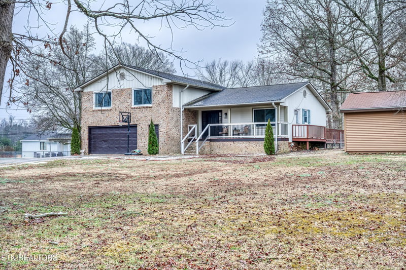 1429 Glenwood Dr, Maryville, TN 37803