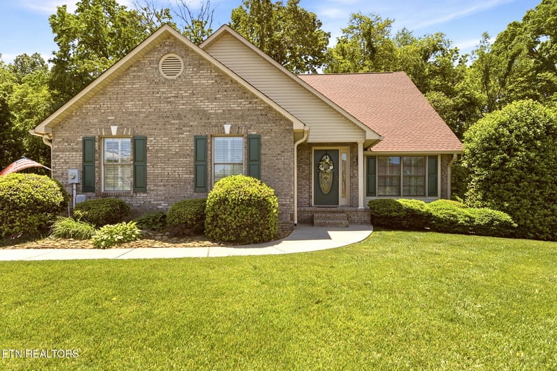 143 Cheshire Dr, Andersonville, TN 37705