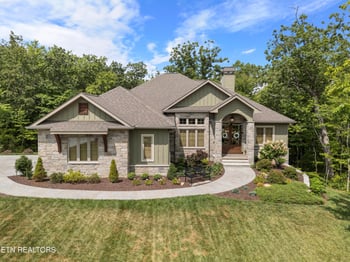 143 Chestnut Ridge Ln, Crossville, TN 38558