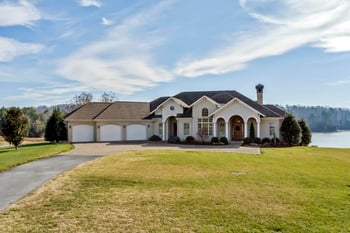 143 Eden Way, Lenoir City, TN 37772