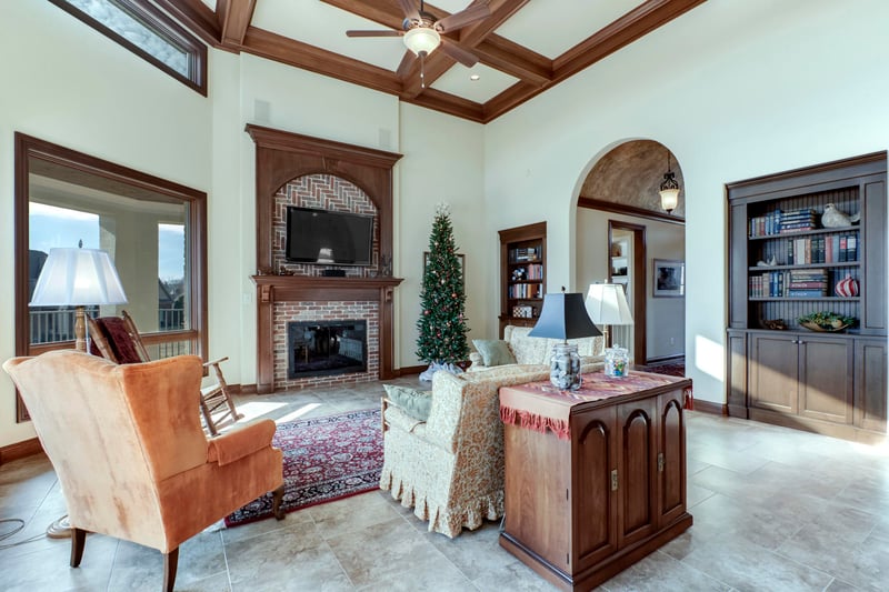 143 Eden Way, Lenoir City, TN 37772