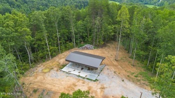 143 Elk Ridge Ln, Pioneer, TN 37847