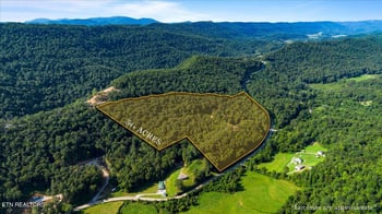 143 Elk Ridge Ln, Pioneer, TN 37847
