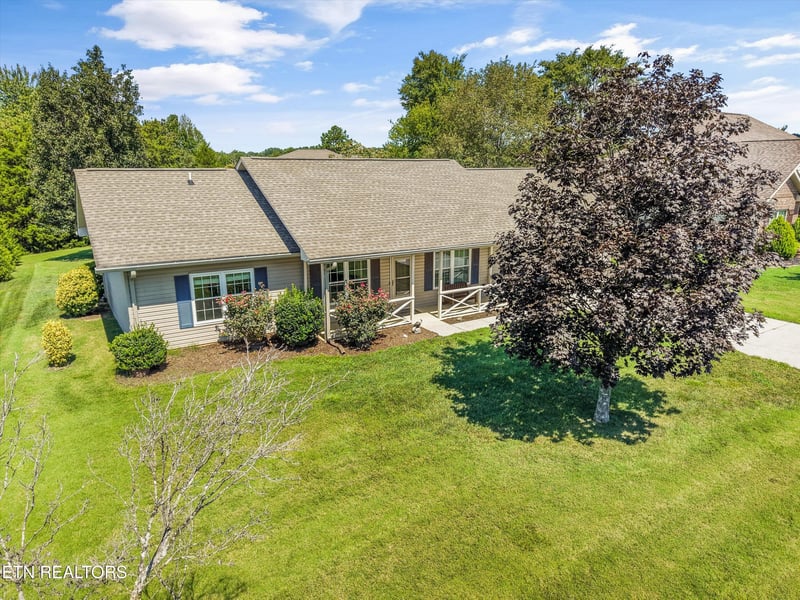 143 Elokwa Way, Loudon, TN 37774