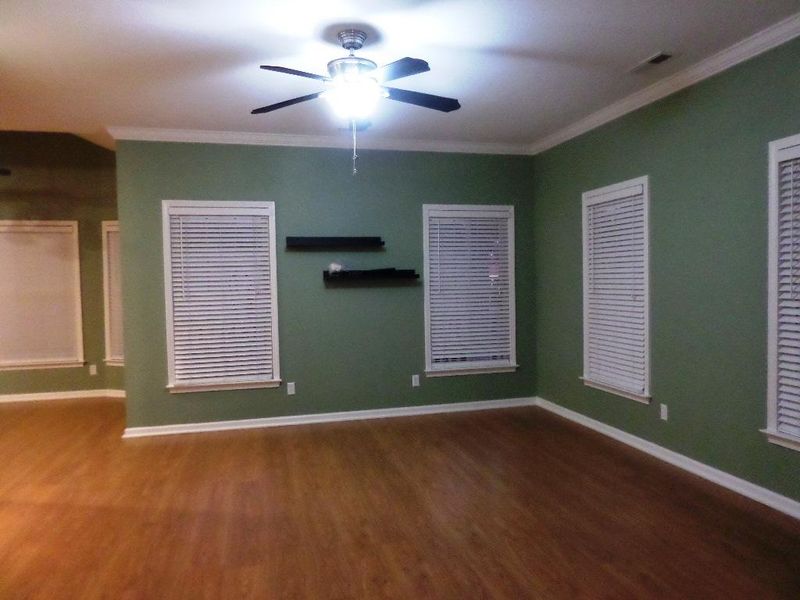 143 Liberty Ct, Oak Ridge, TN 37830