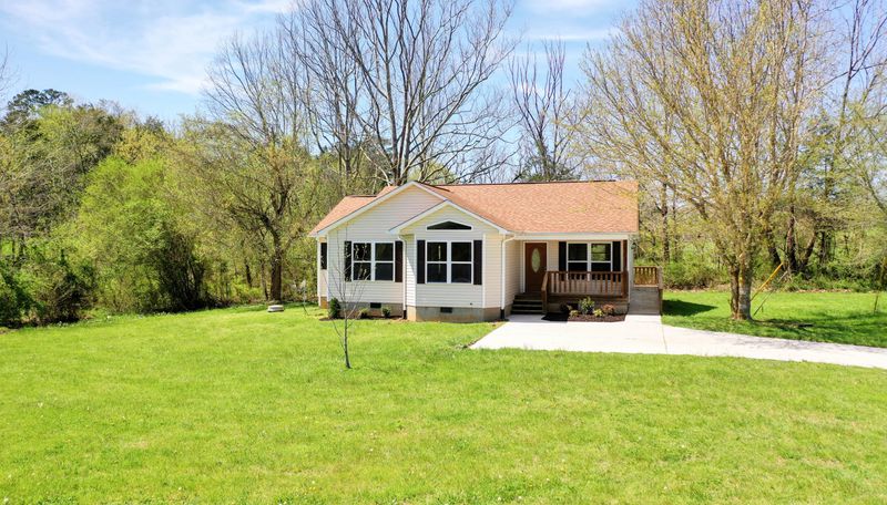 143 Meadow Breeze Rd, Corryton, TN 37721