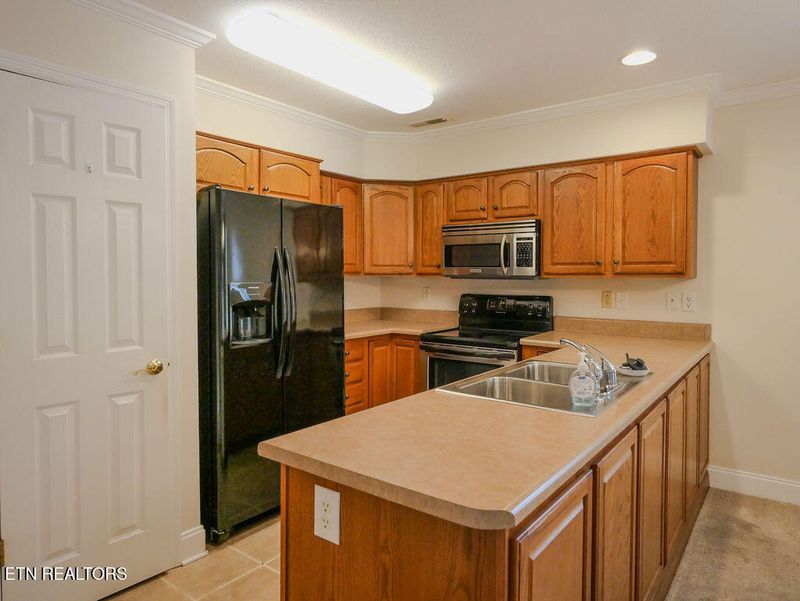 143 Morning Pointe Ln, Athens, TN 37303