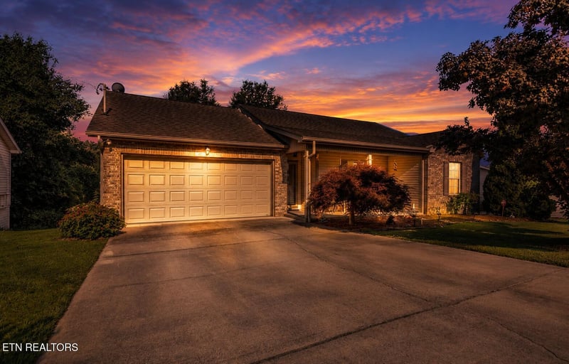 143 Nicole Chase Ln, Knoxville, TN 37924